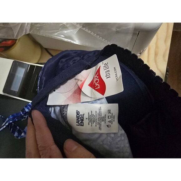 Lands End Womens Swim Tank Top Blue Tie-Dye Adjustable Straps Nylon/Spandex Sz 4 - Picture 5 of 5